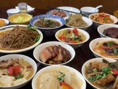 -蓝田九大碗民俗食府(蓝田店)