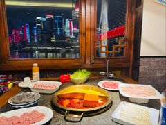 -小天鹅火锅·一线江景洪鼎旗舰店(洪崖洞店)