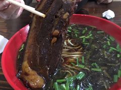 -小龙大肉面馆