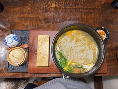 -银米·云南传统过桥米线(双廊黑金冠店)