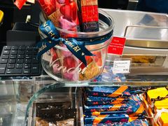 -VENCHI 闻绮(上海佛罗伦萨小镇店)