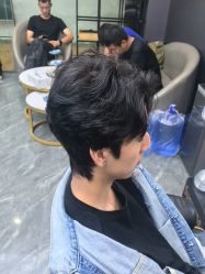 -藤野造型烫染·漂发