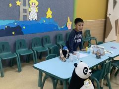 -瑞思少儿中心·少儿英语素养启蒙(勒泰直营校区)