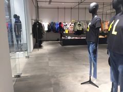 -URBAN REVIVO(荟聚中心店)