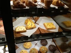 -星巴克(广州淘金路店)