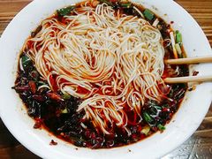 素面-智强牛肉面