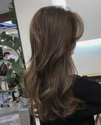 -时尚殿堂明星门店