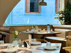 -俏贝拉(裕后街店)