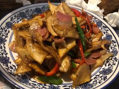 菌菇炒火腿-蜗牛小馆醉乡民谣云南菜(惠新西里店)