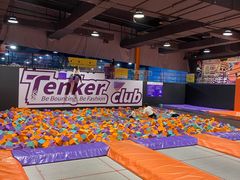 -Tenker Club弹刻极限主题公园 · 蹦床 · 团建 · 生日派对(大关店)