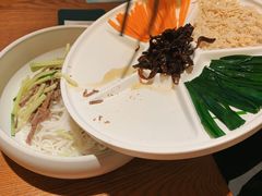 鸡丝凉米线-云海肴·汽锅鸡·云南菜(苏州中心店)