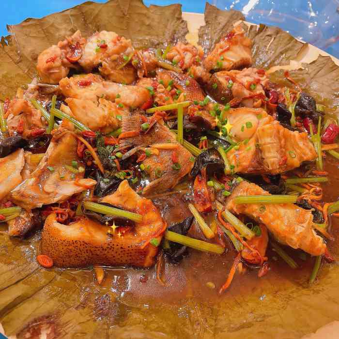 喜碧海鲜(上排店)-"一点半去的 赶紧点了菜就吃～服务员是2点.