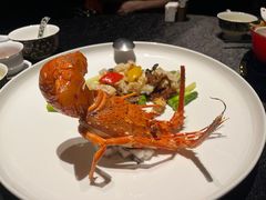 黑松露榆耳煎烹龙虾球-君庭中餐馆(湘江豪生店)
