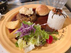 汉堡牛排-Cafe Alice咖啡爱丽丝(奥城店)