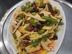 -瑞杰烧烤店·24小时营业(山东路店)