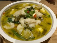 -鱼你在一起(奉贤宝龙城广场店)