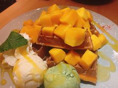 芒果华夫饼-Lia Cafe Bar Restaurant松山咖啡屋