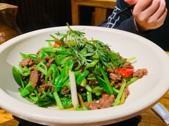 -老滇山寨•云南特色菜•地方菜•民族风情歌舞表演(金碧店)