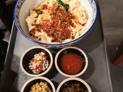 -秦唐一号西安菜馆(钟楼店)