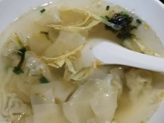 -笑来喜馄饨小笼工坊(江阴店)