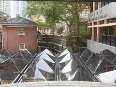 -香港大学