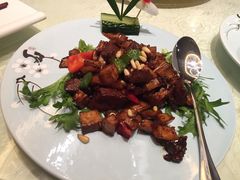 -山明水秀大饭店