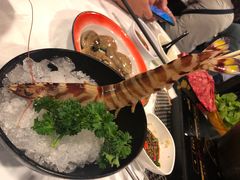 -鲜入围煮花胶鸡海鲜火锅