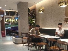 -德克士(亚中商城店)