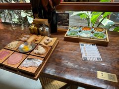 -银米·云南传统过桥米线(双廊黑金冠店)