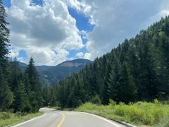 -芦芽山旅游度假区