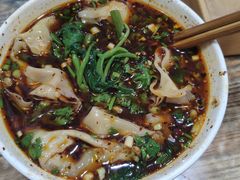 -秦云老太婆摊摊面(园博园店)