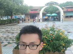 -热带风暴水上乐园(新镇路)