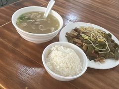 -温记府廟豆汤饭·始于1955年(海椒店)