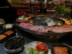 -哈哈碳都·牛肋条无限自助烤肉(台江万达店)