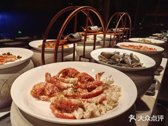 宁波东钱湖华茂希尔顿酒店·湖畔全日餐厅图片