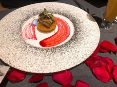 香煎鹅肝配无花果酱-YUE·6·西式融合餐厅(外滩六号店)