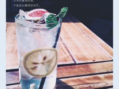 -新沙洞咖啡(泉乐坊店)