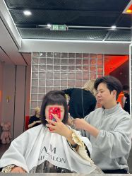 -艾美A·M Hair Salon
