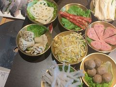 -九牧鱻·渝老鬼重庆火锅(人民路店)