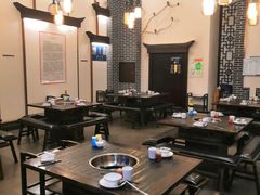 大堂-仁虎老火锅(黄泥磅店)