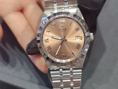 -亨吉利世界名表中心(群光店)