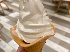 -肯德基(东安路站店)