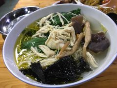 -越洋肖氏老米线(杨家坪店)
