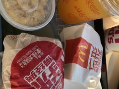 -麦当劳(展览路店)