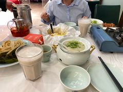 -饭怕鱼·黄焖鲟龙鱼(湖大店)