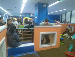 -孩子王童乐园(马群店)