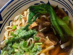 -头壹号  羊汤·饸饹面·大油条(嘉华店)