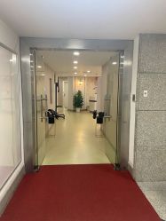 -南京健丽·去眼袋医疗美容机构