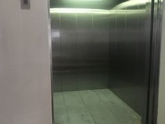 -百联南方购物中心·停车场