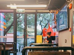 大堂-老吕涮羊肉•东北原味烧烤•大油边•烤鱼(五角场店)